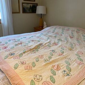 100 Year Old VTG Handmade Floral Tulip Quilt - Pink, Green, Cream